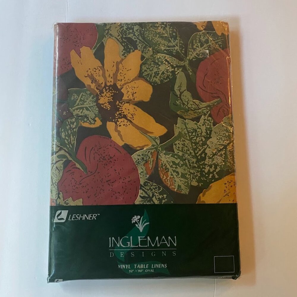 Ingleman Designs Vinyl Tablecloth  52"x90" Oval- NEW